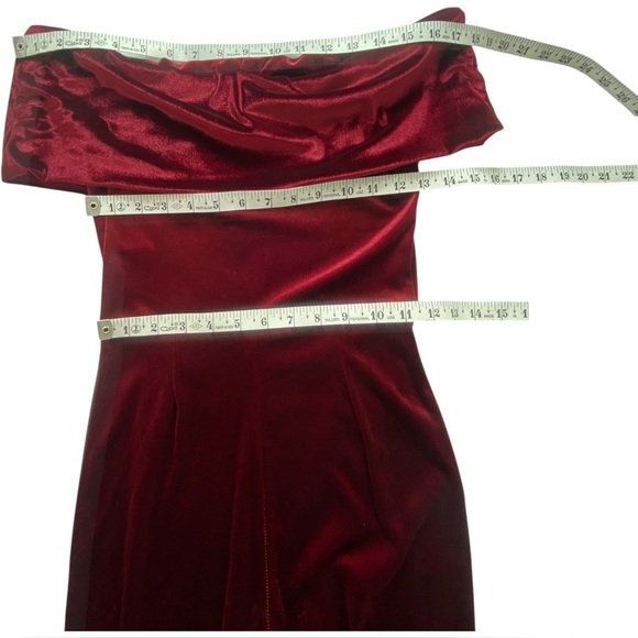 Soprano deep burgundy velvet romper wide legs - Picture 2 of 7